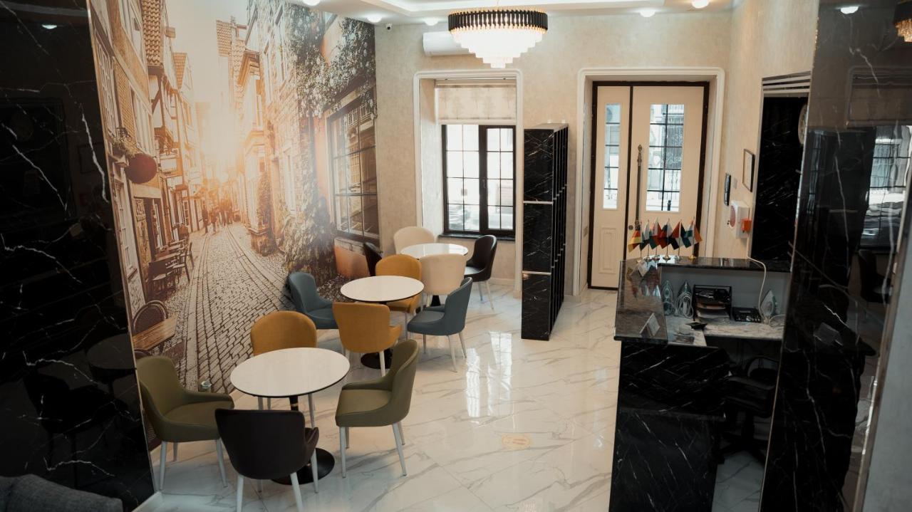 Dionis Baku Hotel Bagian luar foto