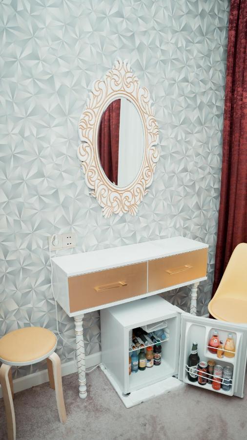 Dionis Baku Hotel Bagian luar foto